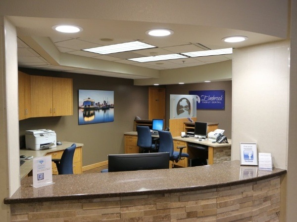 Dental reception desk