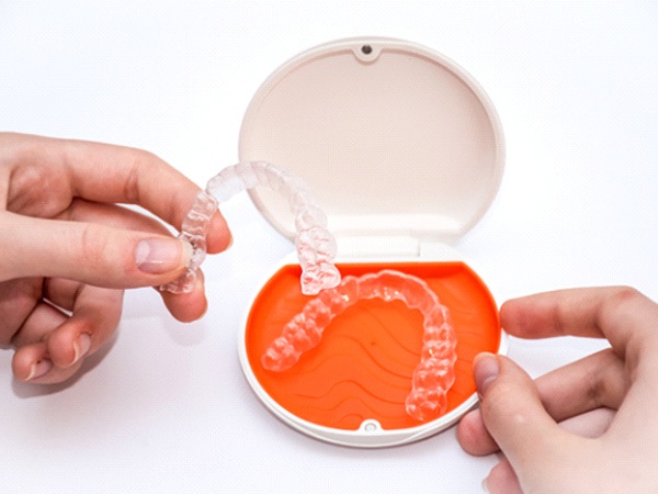 Two Vivera retainers in their storage case
